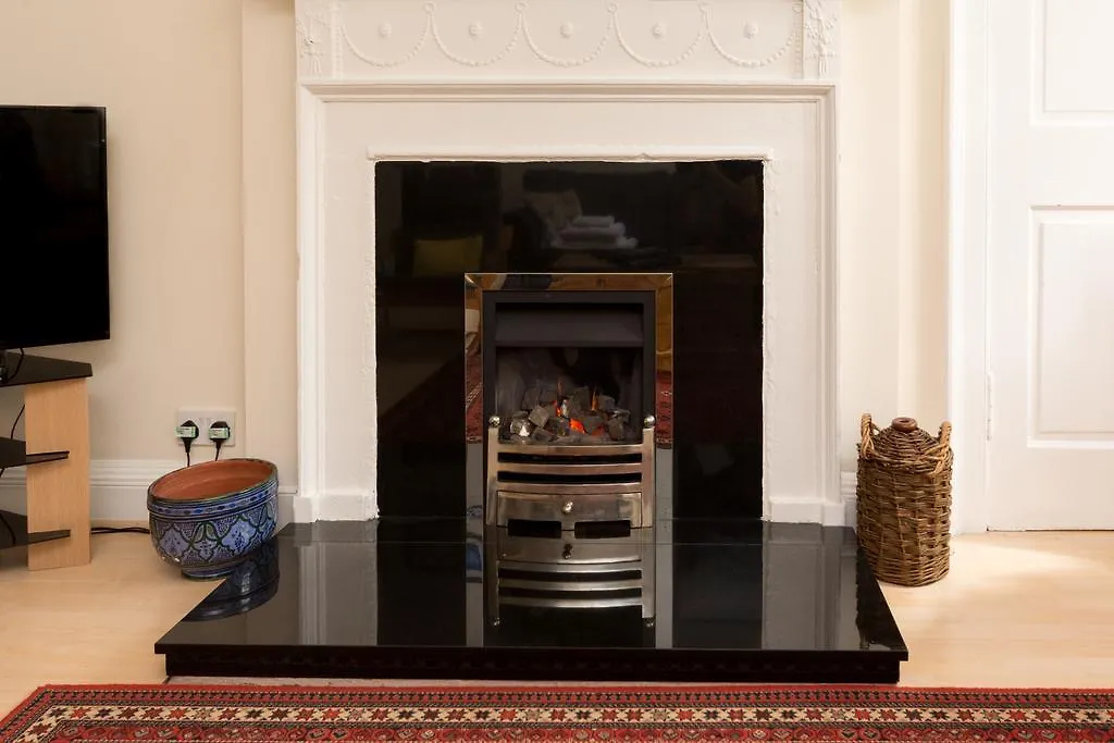 Luxery New Town 1 Bed Apartment Edinburgh