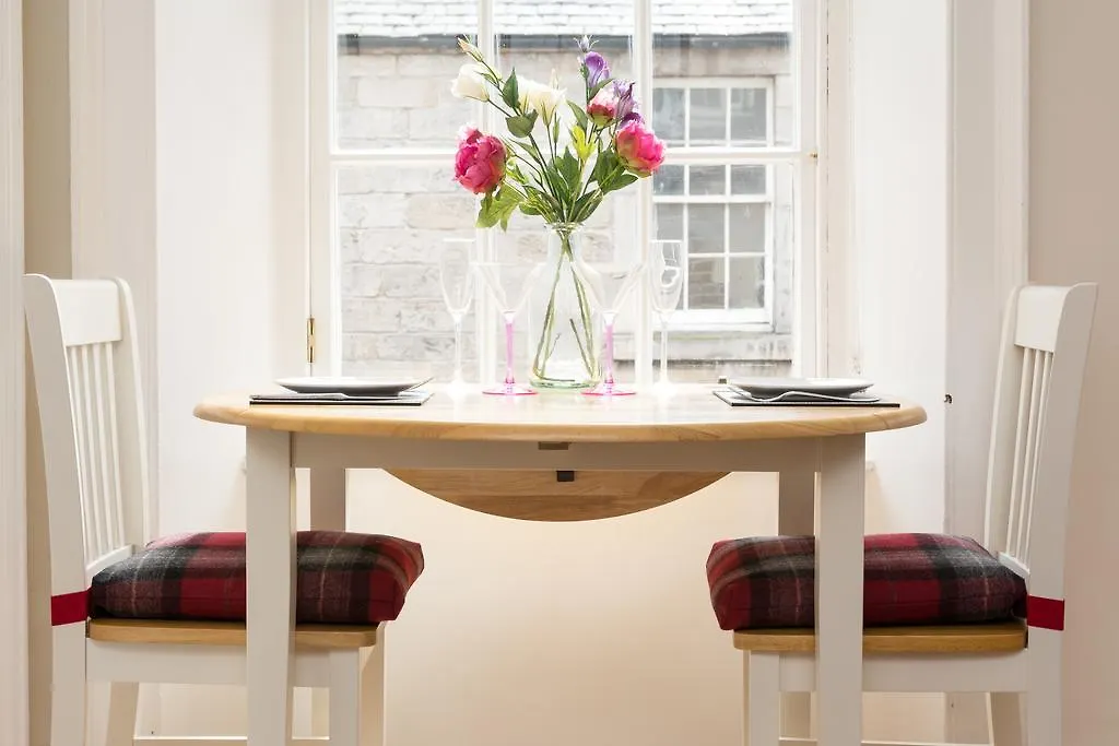 Luxury New Town 1 Bed Apartment Edimburgo